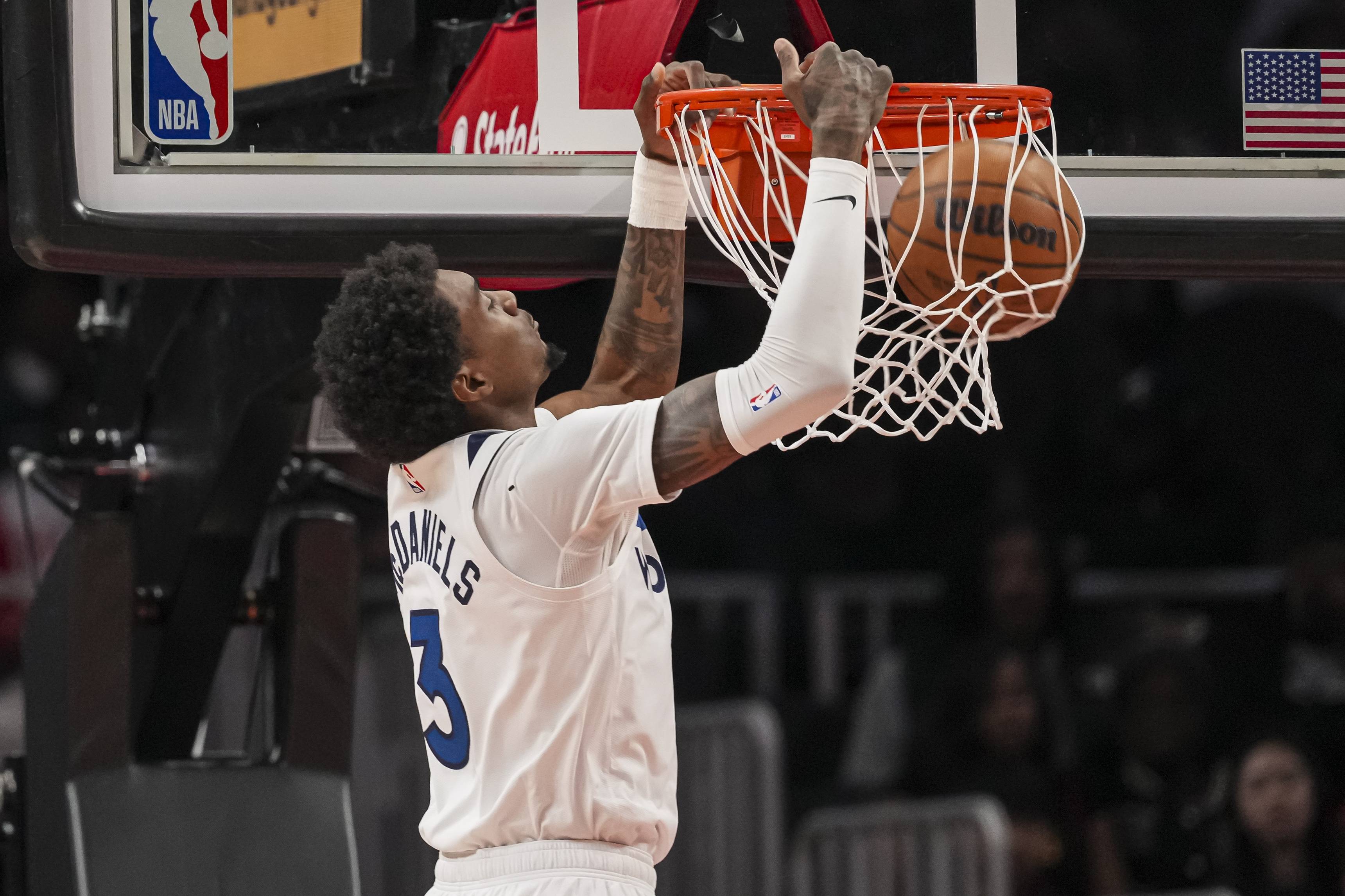 jbo电竞-包含孟菲斯灰熊战术微调备战NBA季后赛里昂今夜外线爆发，连对手都承认：赛后浙江稠州备战NBA常规赛的词条